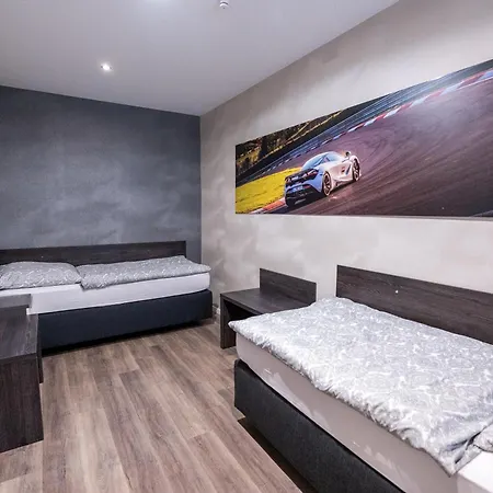 アパートホテル Cockpit