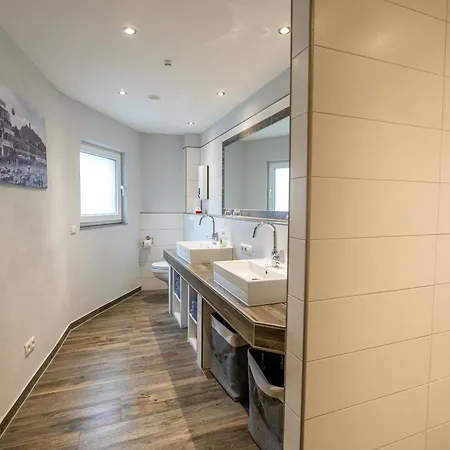 Cockpit 公寓式酒店 4*