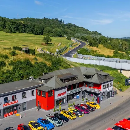 Cockpit 公寓式酒店 4*